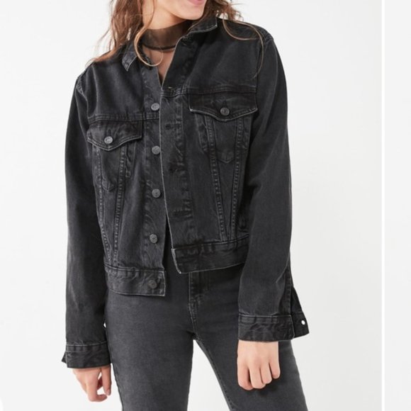 black denim boyfriend jacket
